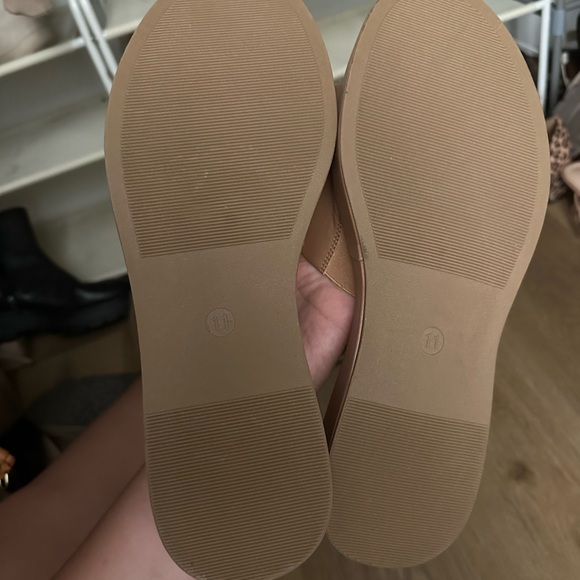 A New Day Platform Sandals - Picture 4 of 4